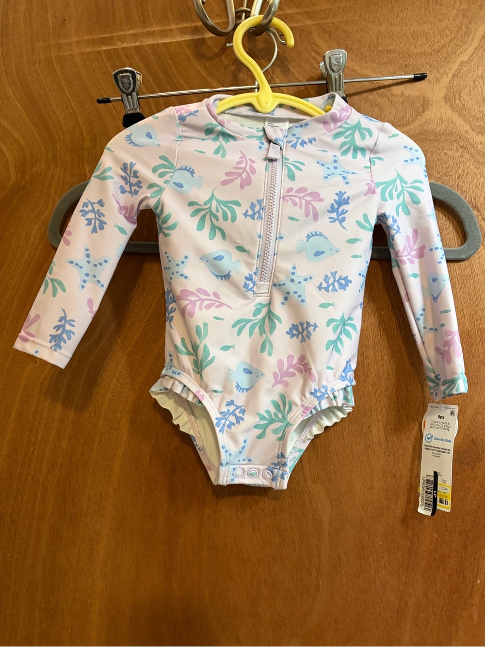 Kids Long-Sleeve One-Piece Rash Guard Swimsuit - NWT Carter’s s size 9 months